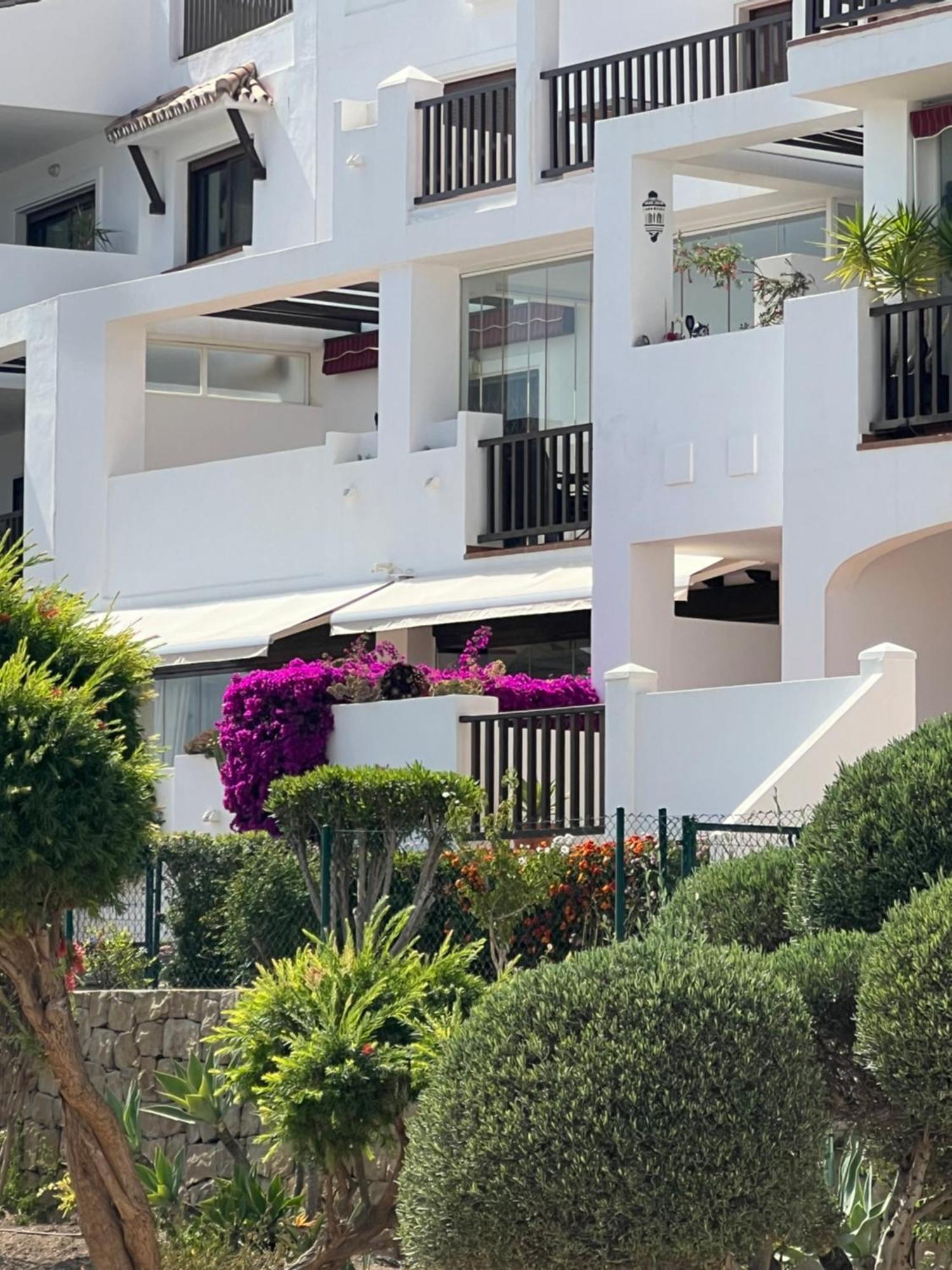 San Antonio Two Bedroom With Swimming Pool Mijas