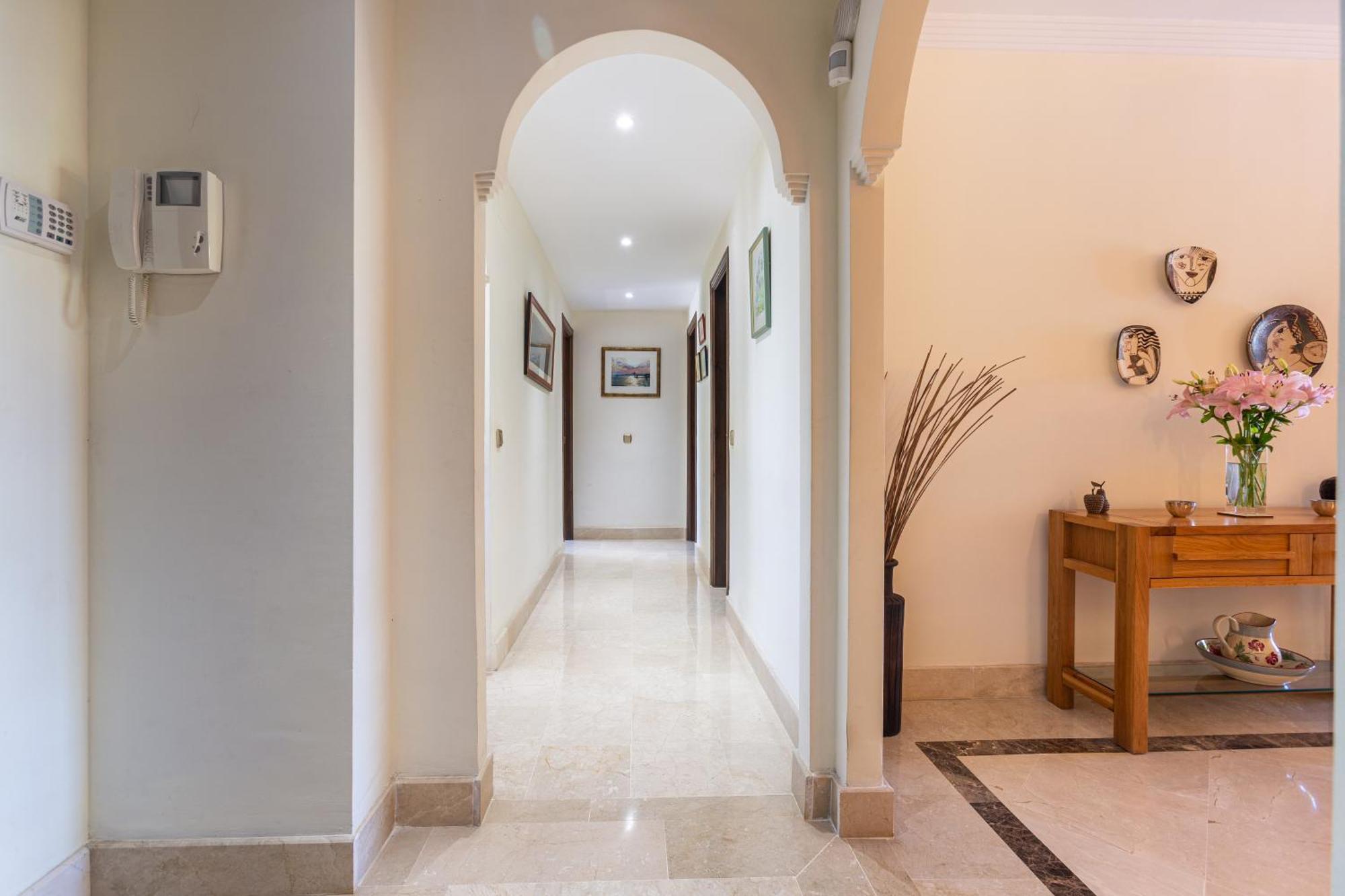 San Antonio Two Bedroom With Swimming Pool * Mijas