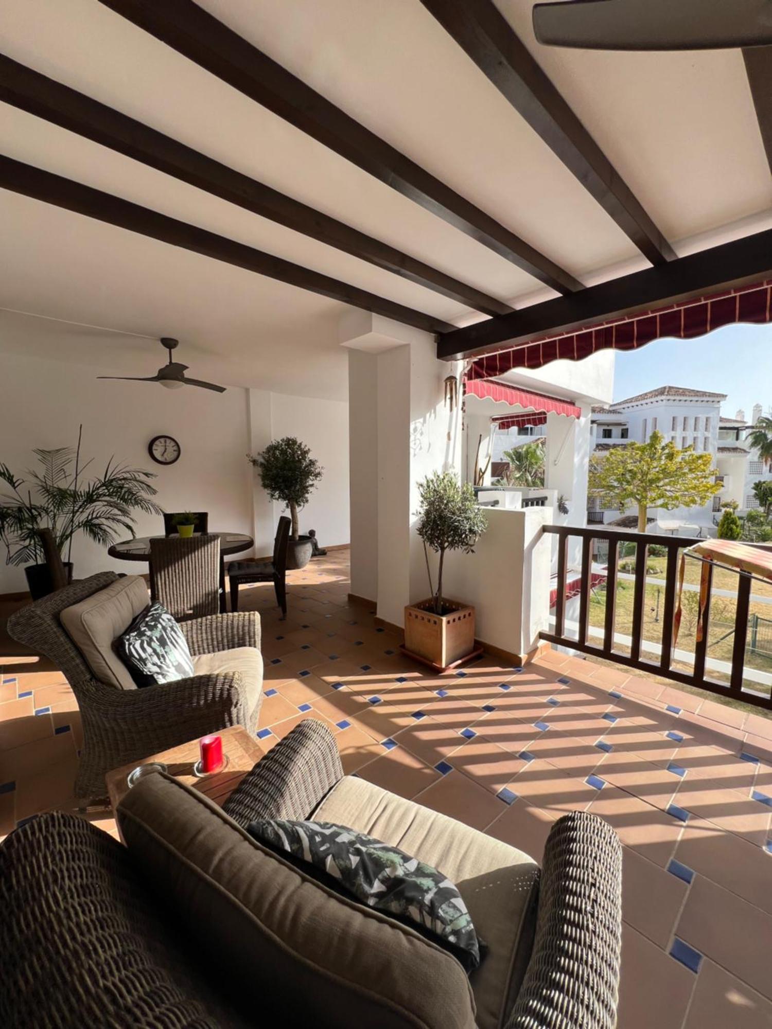 San Antonio Two Bedroom With Swimming Pool *
